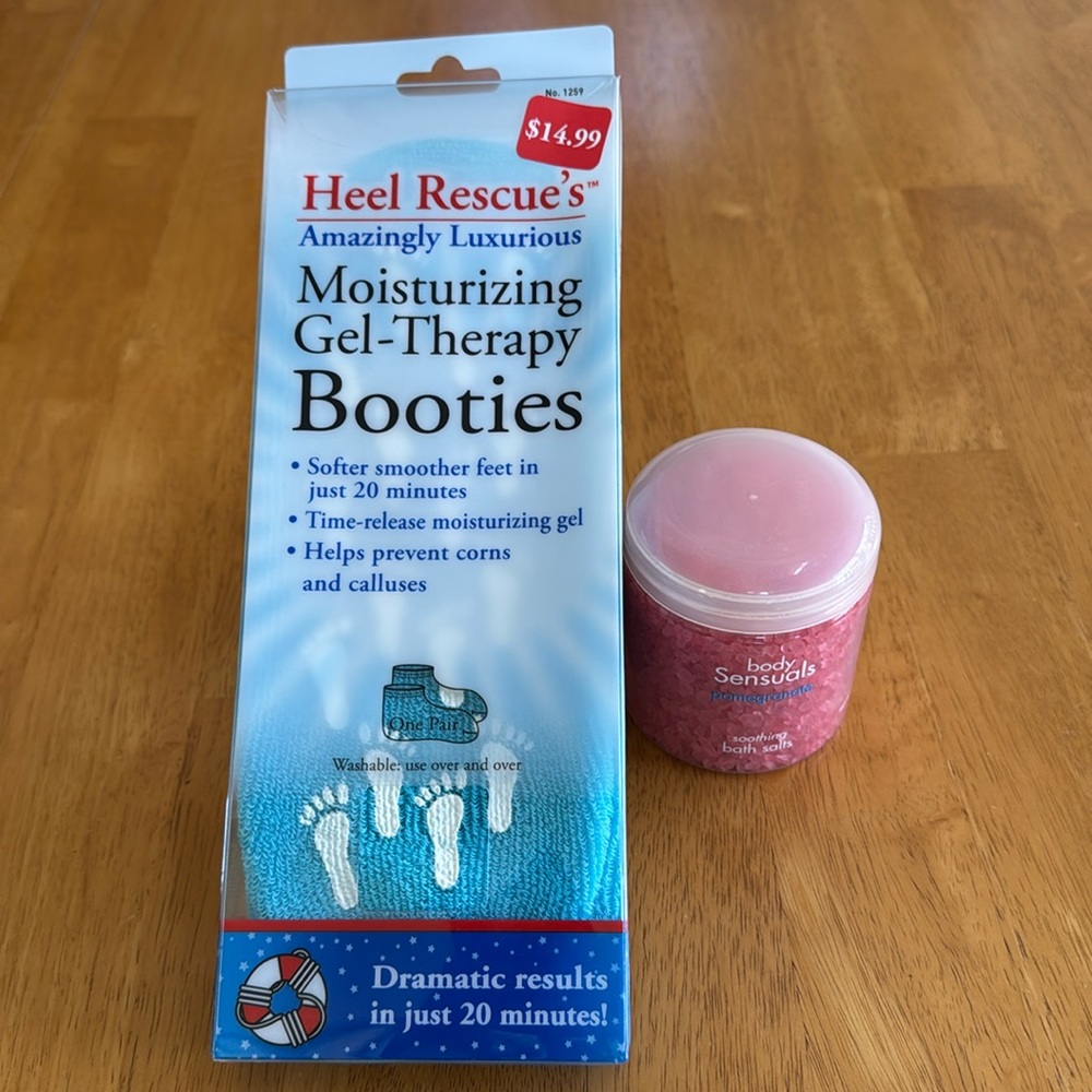 ✋🎁NWT Body Sensuals Pomegranate Bath Salts + Gel Therapy Booties Spa Relax Care
